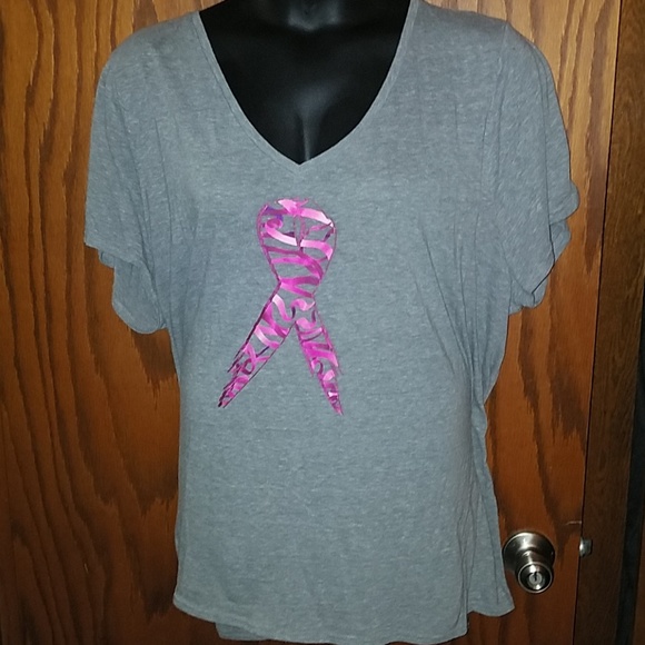 Lane Bryant -Livi active Tops - Lane Bryant breast cancer awareness t-shirt